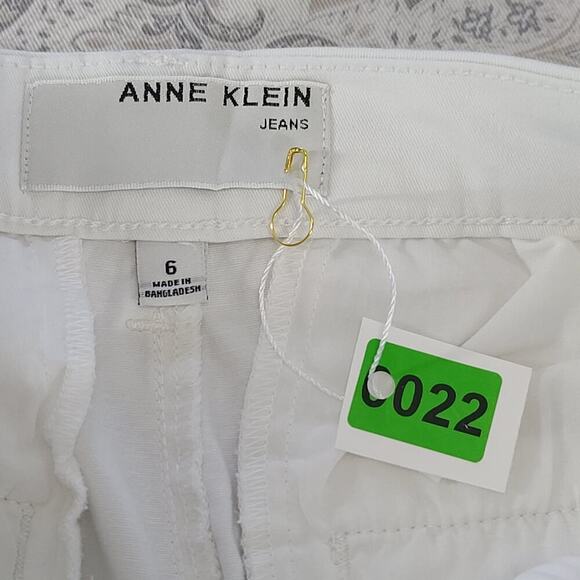 Ann Klein chino women's shorts white Size 6 Coastal Preppy nautical beachy - Picture 7 of 7